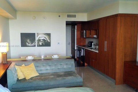 Copropriété à vendre à Miami, Floride: 44.96 m2 № 1968925 - photo 6