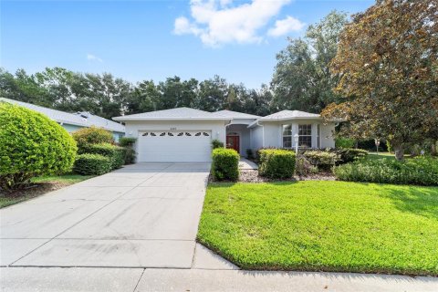 Villa ou maison à vendre à Ocala, Floride: 3 chambres, 188.22 m2 № 2308384 - photo 3