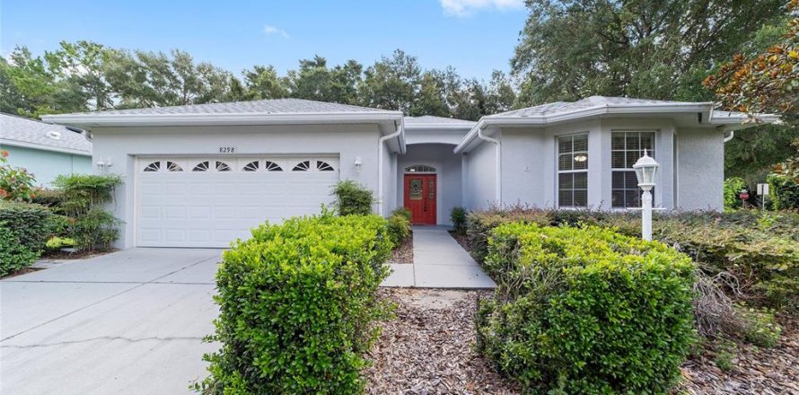 Villa ou maison à Ocala, Floride 3 chambres, 188.22 m2 № 2308384