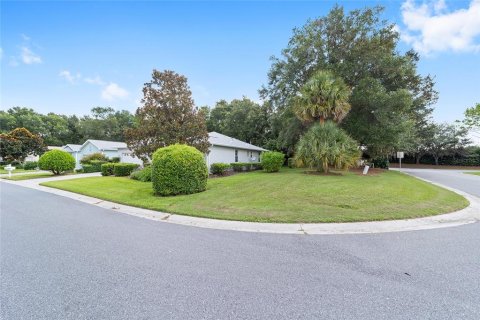 Villa ou maison à vendre à Ocala, Floride: 3 chambres, 188.22 m2 № 2308384 - photo 4