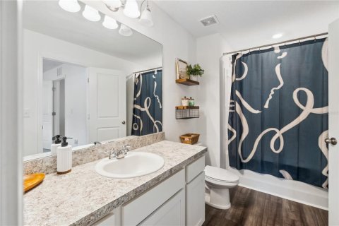 Townhouse in Gibsonton, Florida 3 bedrooms, 136.66 sq.m. № 1725052 - photo 21