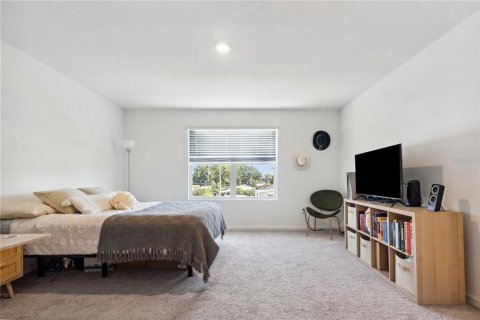 Townhouse in Gibsonton, Florida 3 bedrooms, 136.66 sq.m. № 1725052 - photo 19