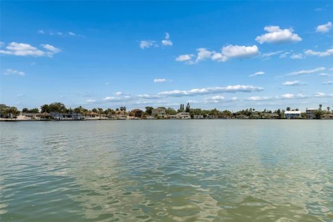Terreno en venta en Indian Rocks Beach, Florida № 2098488 - foto 21
