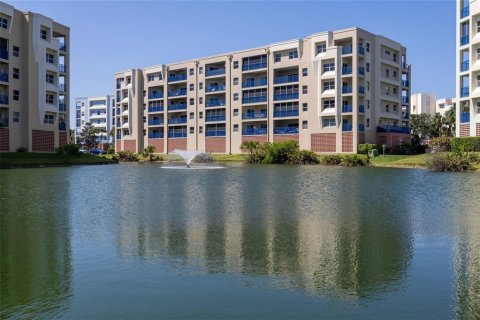 Copropriété à vendre à New Smyrna Beach, Floride: 3 chambres, 157.75 m2 № 1643026 - photo 8