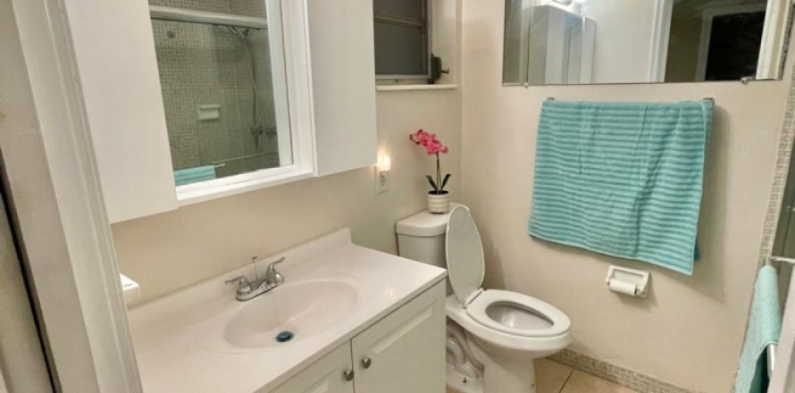 Villa ou maison à Hollywood, Floride 3 chambres, 197.32 m2 № 1230203