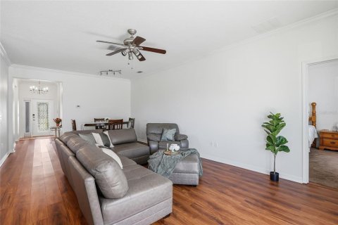 House in Ruskin, Florida 4 bedrooms, 145.86 sq.m. № 2212624 - photo 8