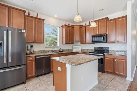House in Ruskin, Florida 4 bedrooms, 145.86 sq.m. № 2212624 - photo 13