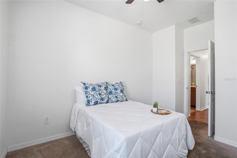 House in Ruskin, Florida 4 bedrooms, 145.86 sq.m. № 2212624 - photo 25