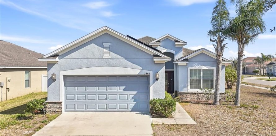 House in Ruskin, Florida 4 bedrooms, 145.86 sq.m. № 2212624