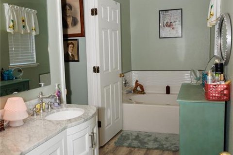 House in Minneola, Florida 4 bedrooms, 215.53 sq.m. № 1905452 - photo 26