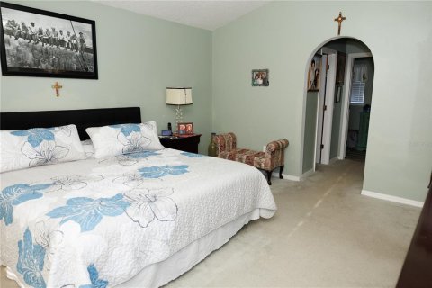 House in Minneola, Florida 4 bedrooms, 215.53 sq.m. № 1905452 - photo 20