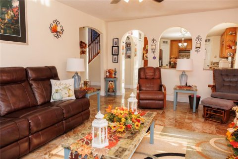 House in Minneola, Florida 4 bedrooms, 215.53 sq.m. № 1905452 - photo 13