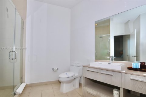 Copropriété à vendre à Hollywood, Floride: 2 chambres, 109.53 m2 № 2050980 - photo 27