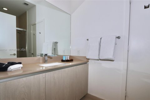 Copropriété à vendre à Hollywood, Floride: 2 chambres, 109.53 m2 № 2050980 - photo 24