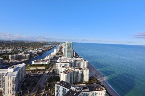 Copropriété à vendre à Hollywood, Floride: 2 chambres, 109.53 m2 № 2050980 - photo 30