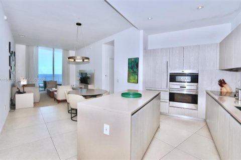 Copropriété à vendre à Hollywood, Floride: 2 chambres, 109.53 m2 № 2050980 - photo 13