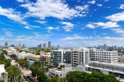 Condominio en alquiler en Miami Beach, Florida, 47.84 m2 № 2170353 - foto 15