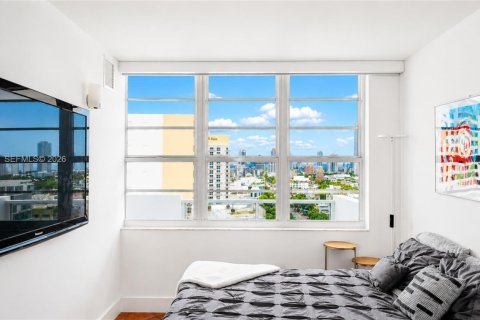 Condominio en alquiler en Miami Beach, Florida, 47.84 m2 № 2170353 - foto 11