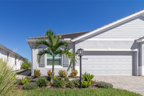 Villa ou maison à Lakewood Ranch, Floride 3 chambres, 145.76 m2 № 2419814