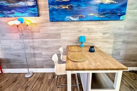 Apartment in Miami, Florida 36.42 sq.m. № 2000709 - photo 20