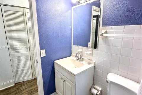 Apartment in Miami, Florida 36.42 sq.m. № 2000709 - photo 7