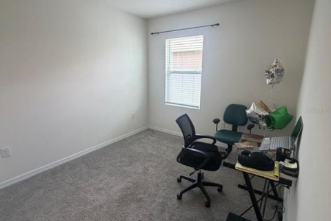 House in Sanford, Florida 4 bedrooms, 155.89 sq.m. № 2201063 - photo 20