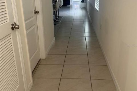 House in Sanford, Florida 4 bedrooms, 155.89 sq.m. № 2201063 - photo 5