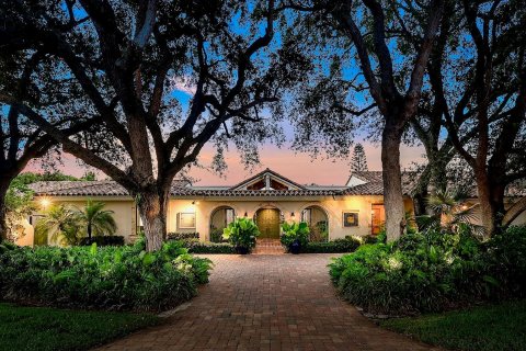 House in Boynton Beach, Florida 4 bedrooms, 533.63 sq.m. № 2378400