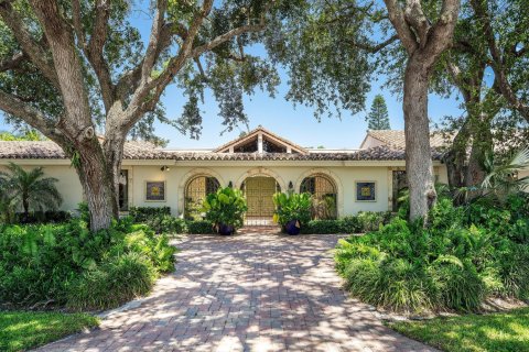 House in Boynton Beach, Florida 4 bedrooms, 533.63 sq.m. № 2378400 - photo 3