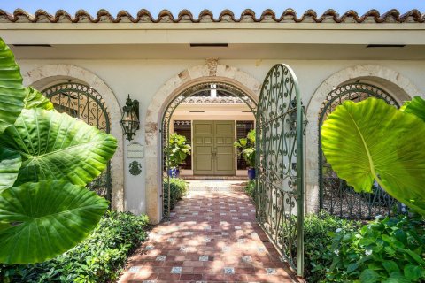 House in Boynton Beach, Florida 4 bedrooms, 533.63 sq.m. № 2378400 - photo 4