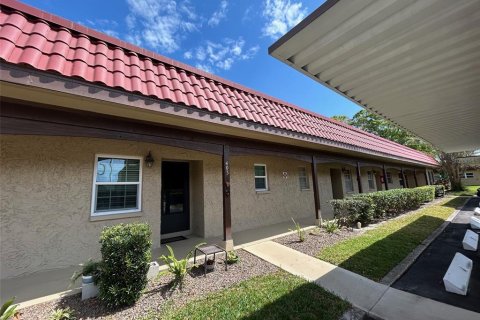 House in Clearwater, Florida 1 bedroom, 59.83 sq.m. № 1724510 - photo 2