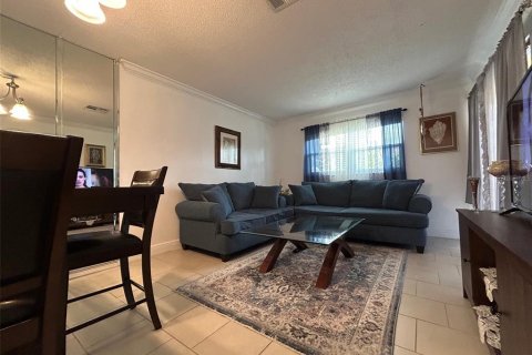 House in Clearwater, Florida 1 bedroom, 59.83 sq.m. № 1724510 - photo 7