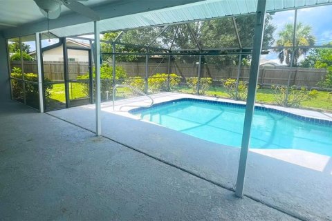 Casa en venta en Port Charlotte, Florida, 3 dormitorios, 168.71 m2 № 1902703 - foto 23