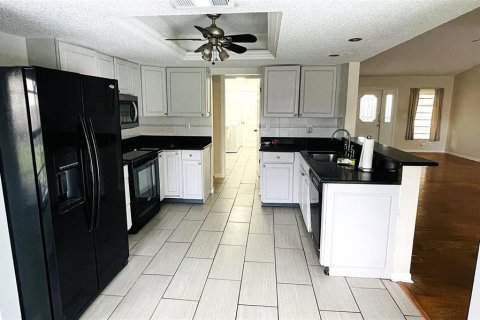 Casa en venta en Port Charlotte, Florida, 3 dormitorios, 168.71 m2 № 1902703 - foto 6