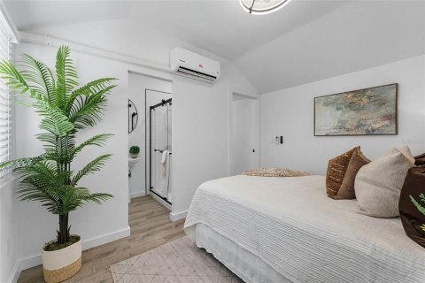Casa en venta en Pinellas Park, Florida, 2 dormitorios, 72.46 m2 № 1910807 - foto 16