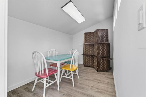 Casa en venta en Pinellas Park, Florida, 2 dormitorios, 72.46 m2 № 1910807 - foto 26