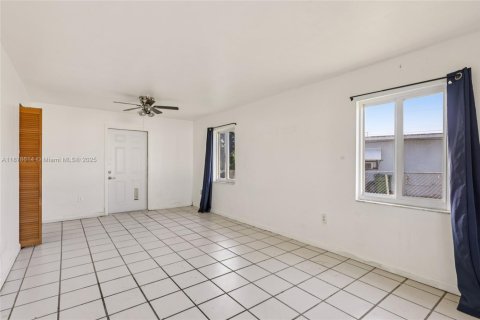 Villa ou maison à vendre à Homestead, Floride: 2 chambres, 46.82 m2 № 1950039 - photo 24