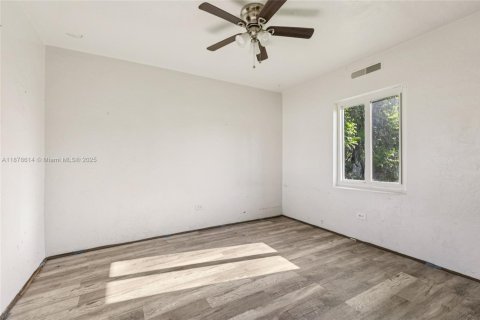 Villa ou maison à vendre à Homestead, Floride: 2 chambres, 46.82 m2 № 1950039 - photo 16