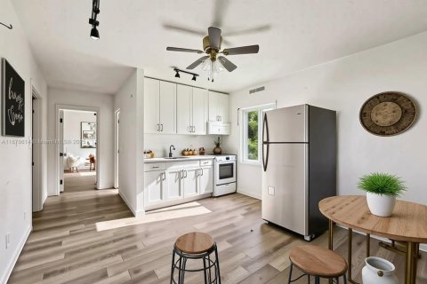 Villa ou maison à vendre à Homestead, Floride: 2 chambres, 46.82 m2 № 1950039 - photo 1