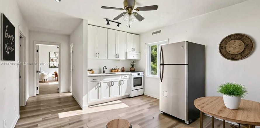 Villa ou maison à Homestead, Floride 2 chambres, 46.82 m2 № 1950039