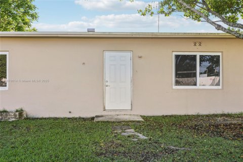Villa ou maison à vendre à Homestead, Floride: 2 chambres, 46.82 m2 № 1950039 - photo 13