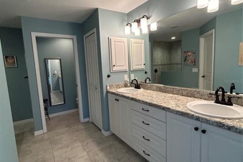 Villa ou maison à vendre à Rotonda, Floride: 3 chambres, 175.68 m2 № 2098559 - photo 8