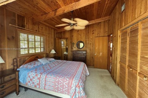 House in Islamorada, Village of Islands, Florida 4 bedrooms, 158.68 sq.m. № 1726492 - photo 15