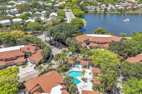 Condominio en alquiler en Plantation, Florida, 1 dormitorio, 98.38 m2 № 1121156 - foto 1