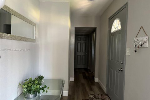 House in Jacksonville, Florida 4 bedrooms № 1857493 - photo 5