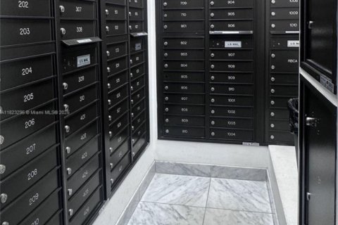 Condominio en venta en Fort Lauderdale, Florida, 1 dormitorio, 80.82 m2 № 1940224 - foto 26