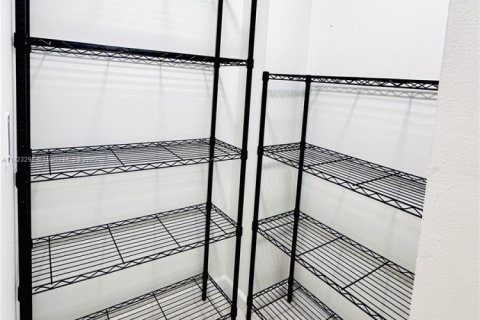 Condominio en venta en Fort Lauderdale, Florida, 1 dormitorio, 80.82 m2 № 1940224 - foto 15