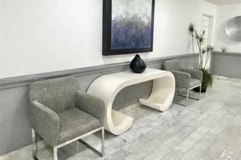 Condominio en venta en Fort Lauderdale, Florida, 1 dormitorio, 80.82 m2 № 1940224 - foto 25