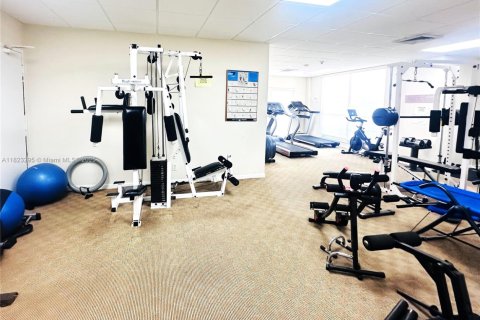 Condominio en venta en Fort Lauderdale, Florida, 1 dormitorio, 80.82 m2 № 1940224 - foto 22