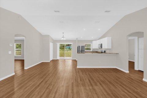 House in Summerfield, Florida 3 bedrooms, 136.47 sq.m. № 1846739 - photo 5